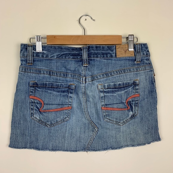 American Eagle Mini Jean Skirt Size 6 - Picture 3 of 6
